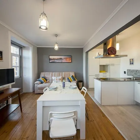 Apartment Captain's House