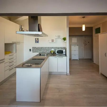 Captain's House Apartment *